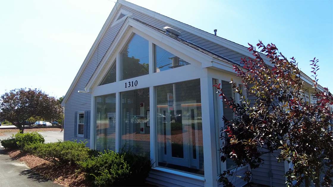 hooksett Exterior office